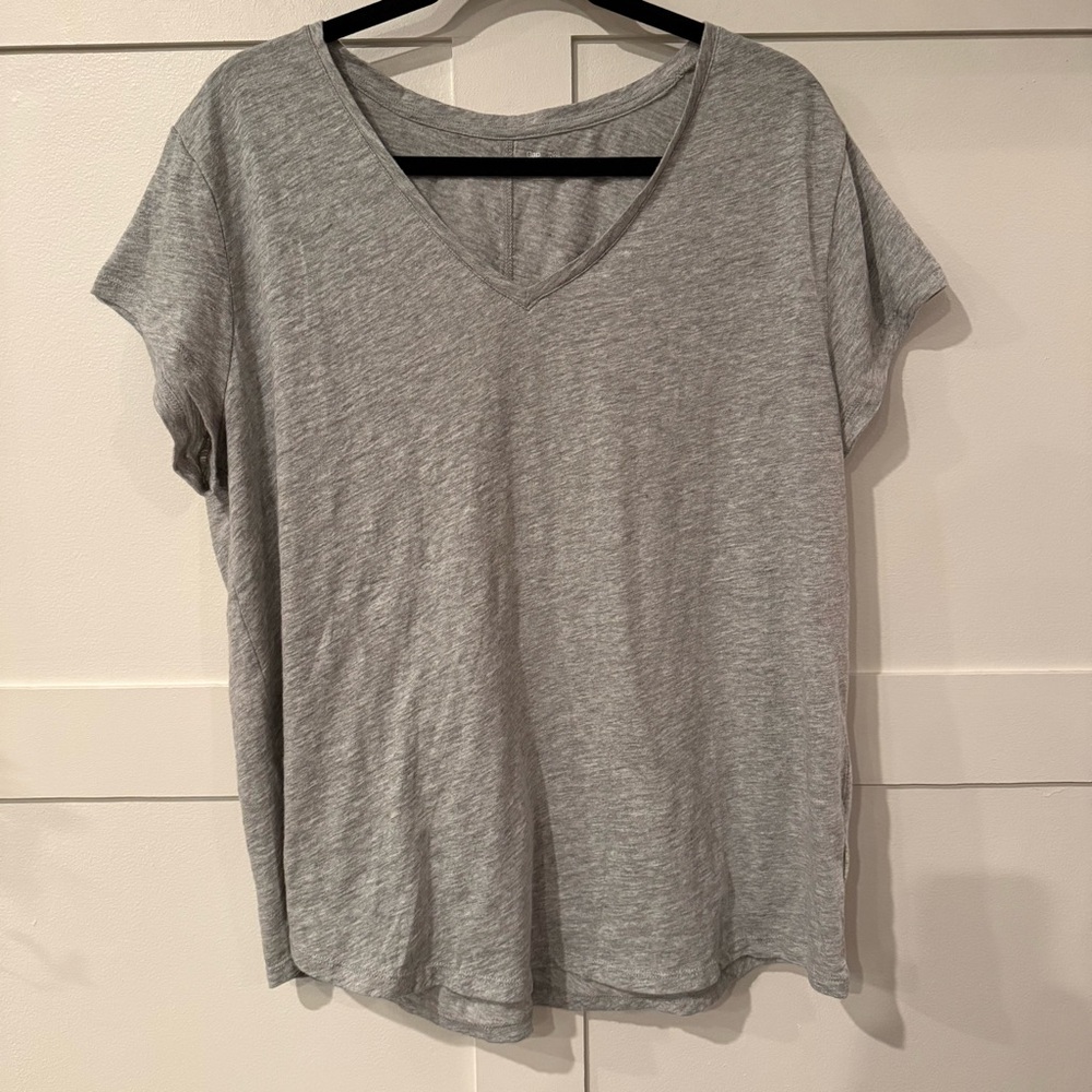 Gap V-Neck Lightweight Tee - Heather Grey - XXL